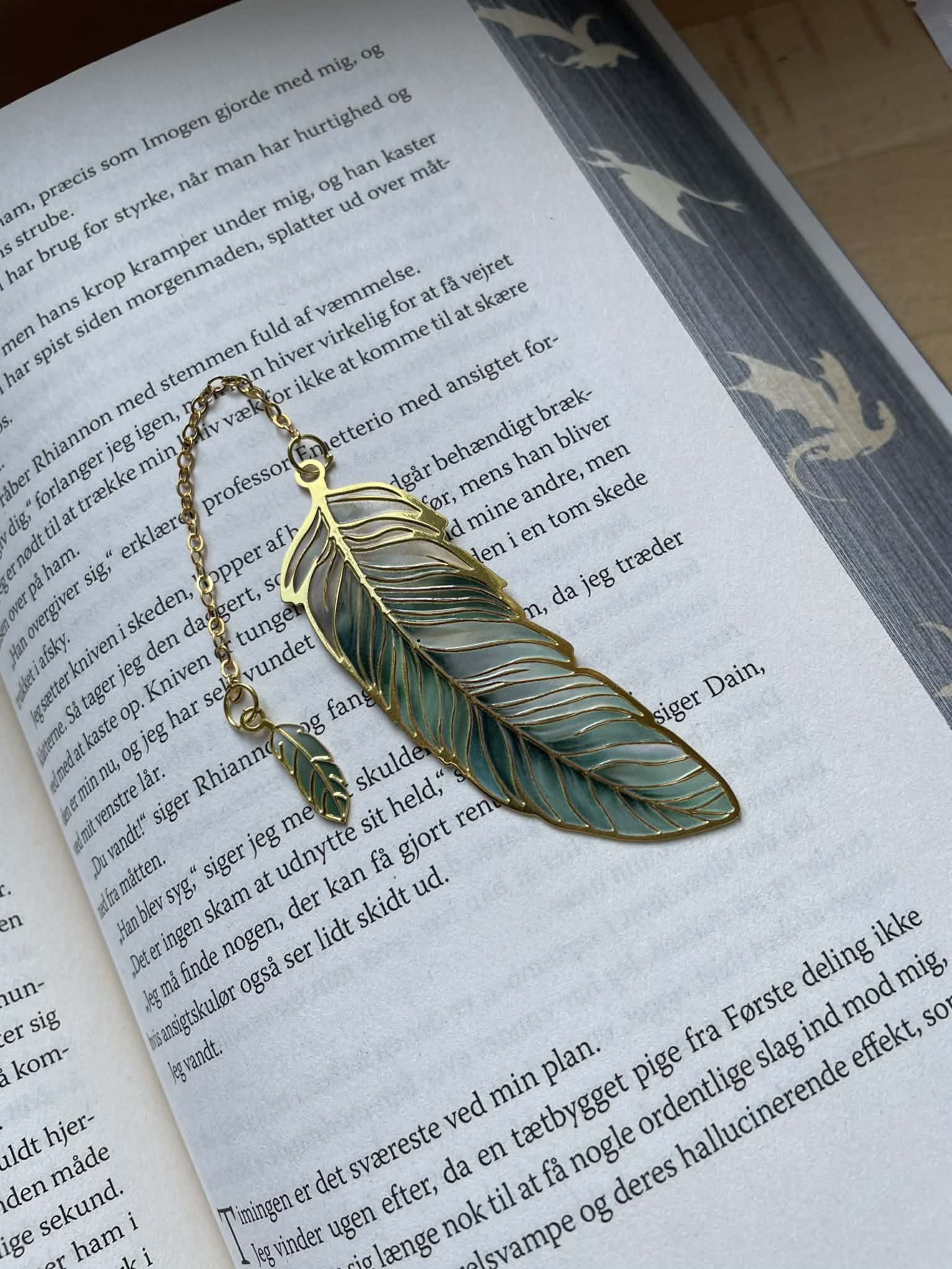Bogmærker med grøn/guld fjer