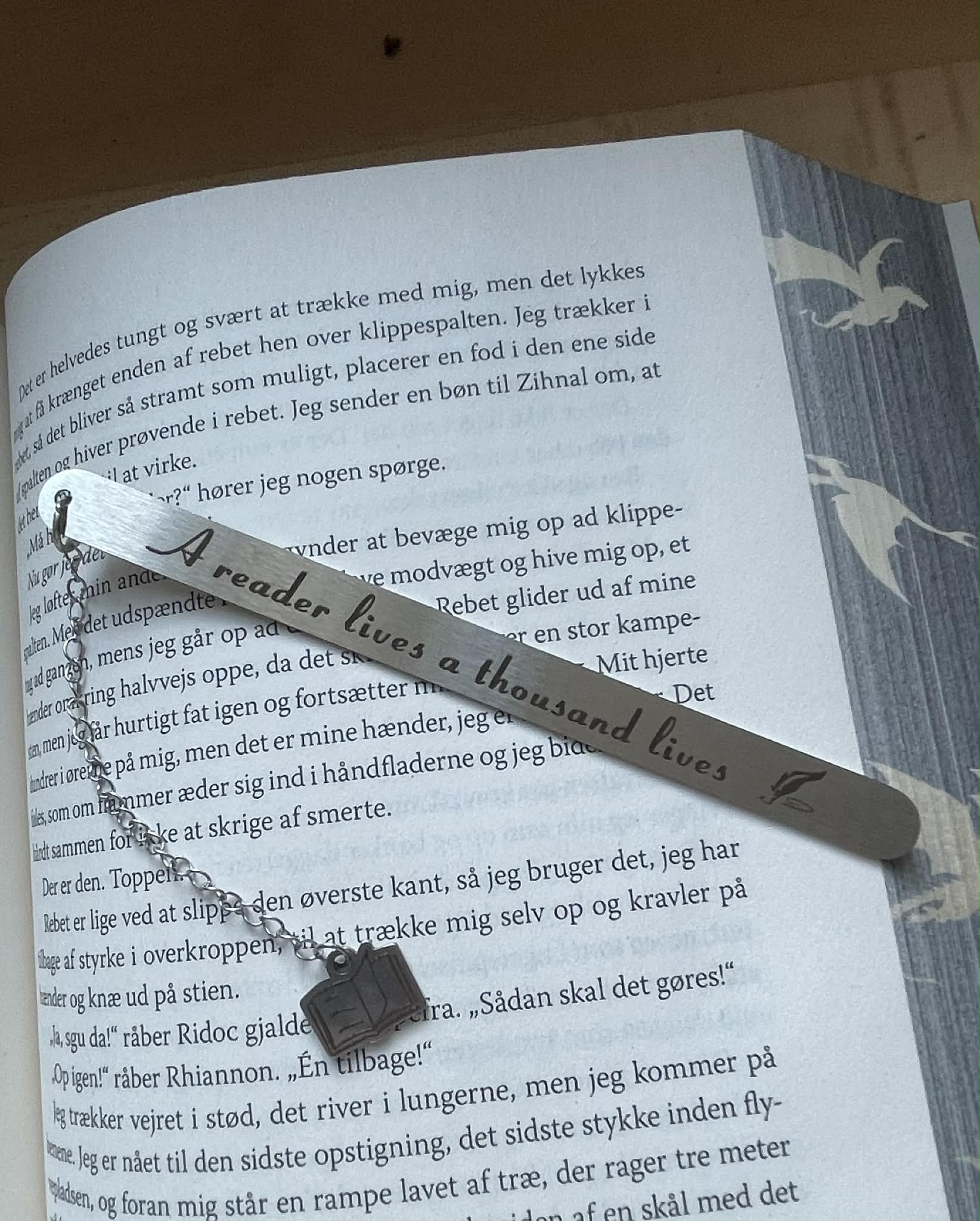 📖 “A reader lives a thousand lives” Bogmærke